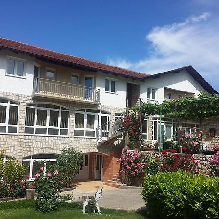 Pansion Pero Elez Medjugorje Ξενοδοχείο Εξωτερικό φωτογραφία